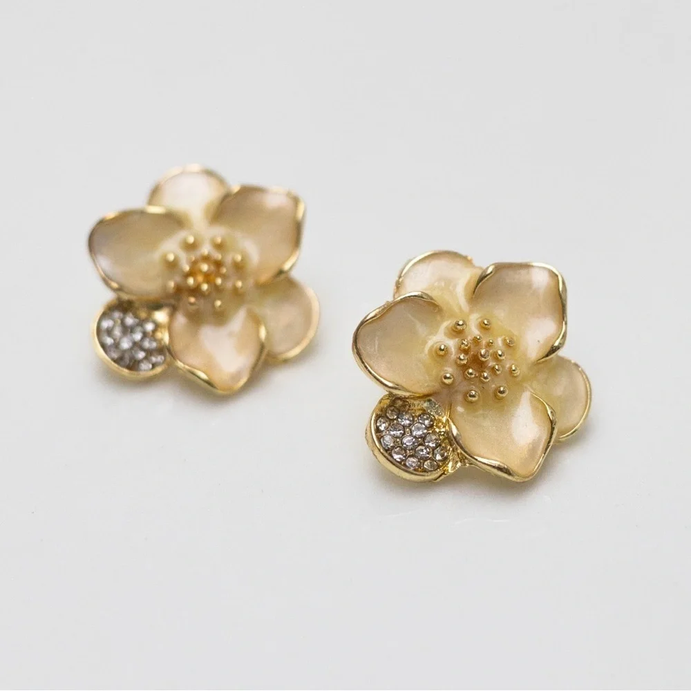 ✨Zara Camden Flower Rhinestone Earrings